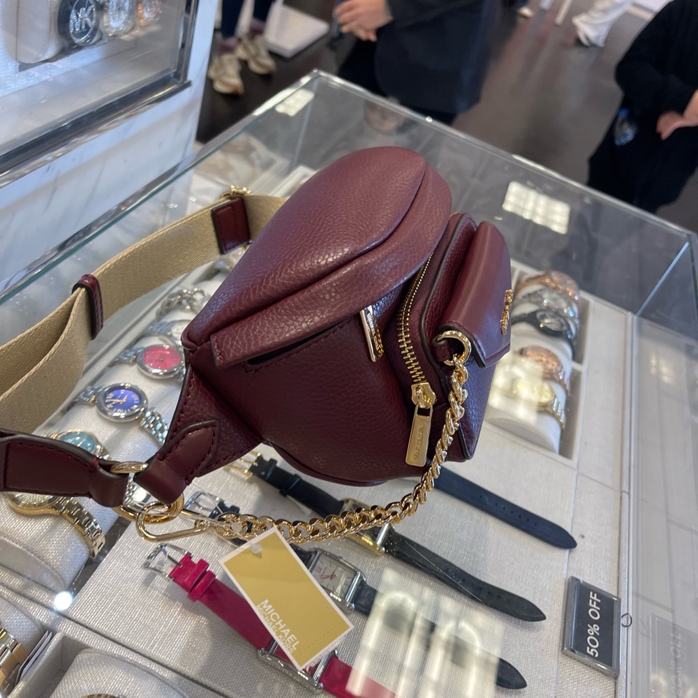 Michael Kors Maisie 2 In 1 Small Leather Waist pack Fanny pack Bag (Oxblood) MK - Picture 13 of 16